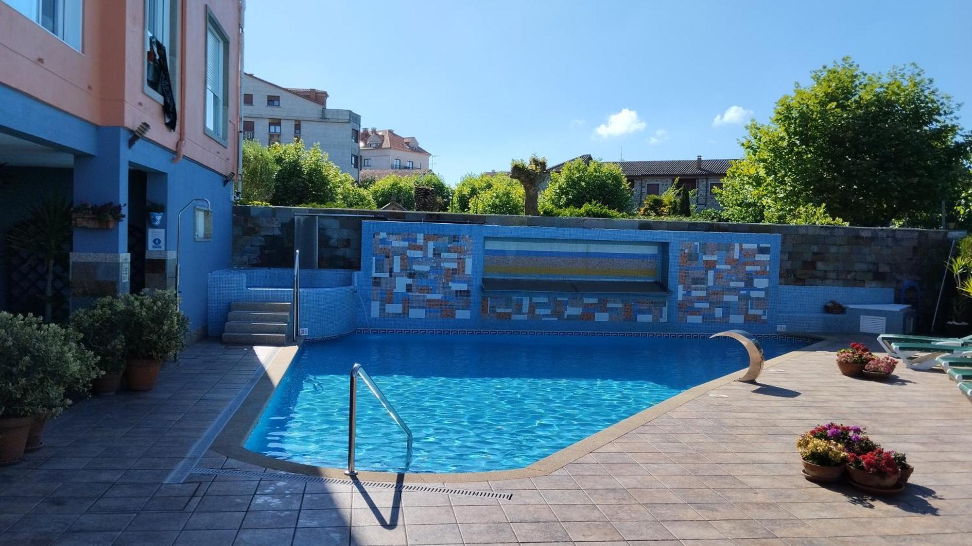 Apartamentos Dunamar Noalla  Buitenkant foto