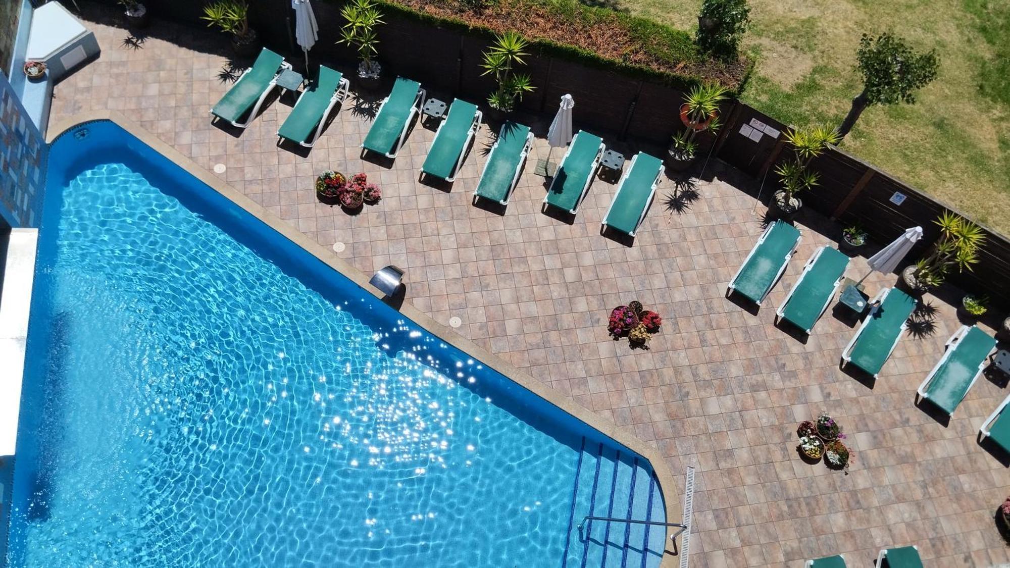 Apartamentos Dunamar Noalla  Buitenkant foto