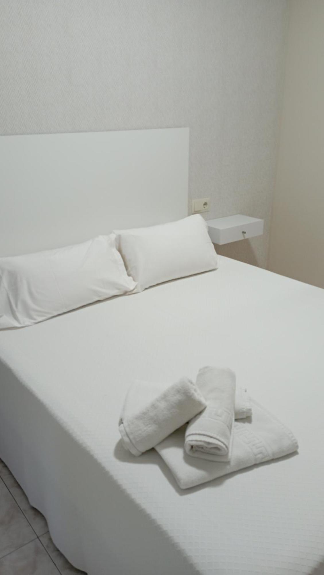 Apartamentos Dunamar Noalla  Buitenkant foto